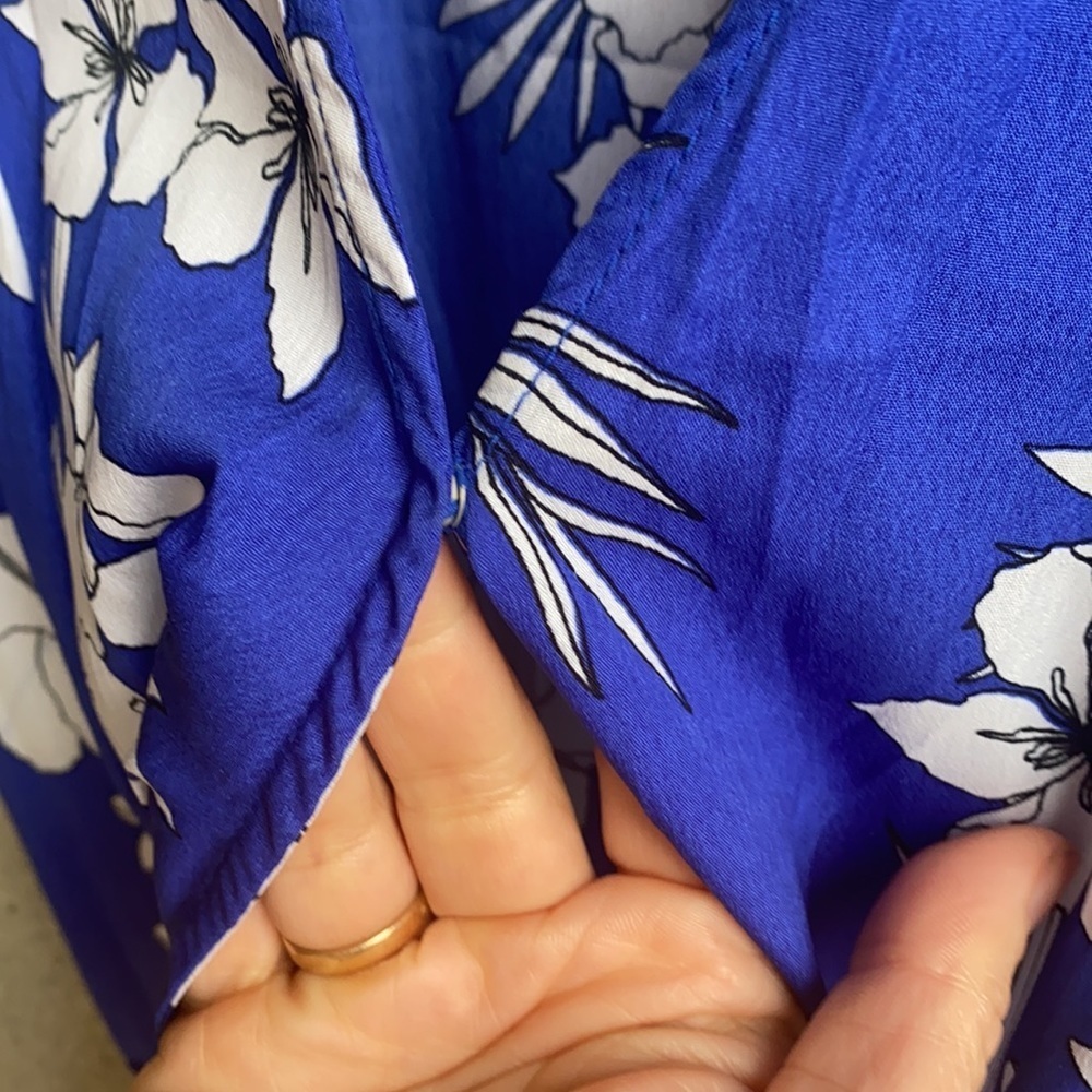 Japna Wrap Style Hawaiian print dress - Picture 12 of 15